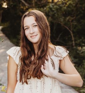 Photo of Caxide Scholar Lauren McCarroll